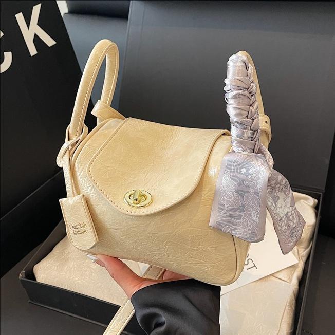 Bag Women's New Fashion Shoulder Messenger Bag