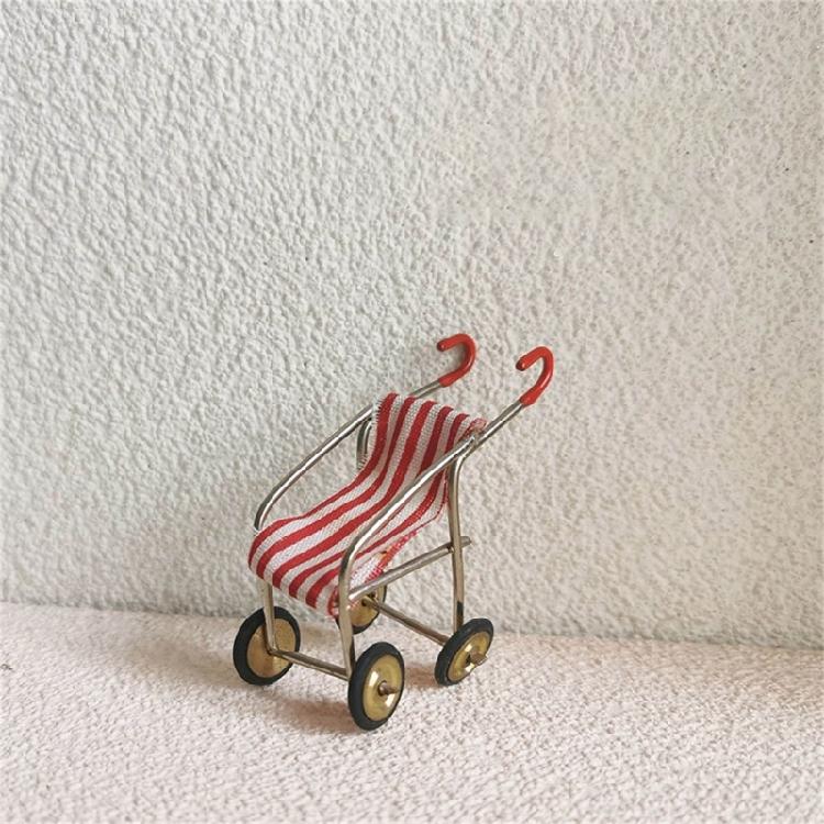 Interactive Miniature Stroller Push Chair Model Figurine For 1/12 Doll House Scene Arrangement And Exhibition Display