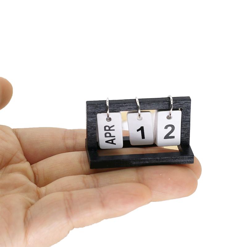 1:12 Miniaturní kalendář pro domeček pro panenky Stolní kalendář Dekorace modelu domu Hračka Doplňky pro domeček pro panenky