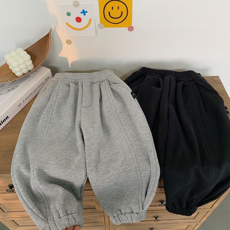 Boys' Cool Spring Sweatpants: Mid-Sized, Soft, Versatile, Loose-Fit, Cuffed Sports Pants