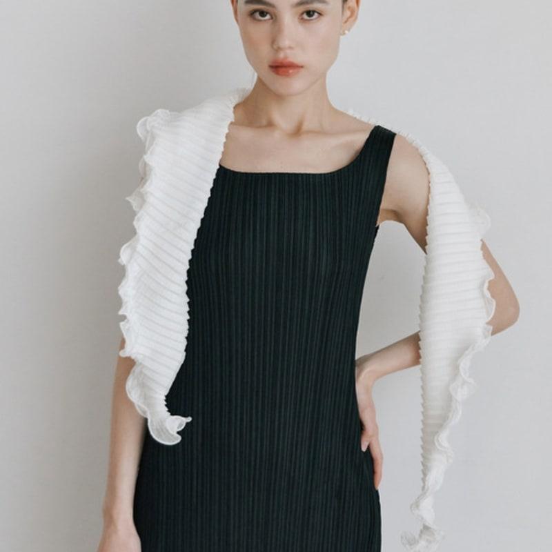 Midocheu Pleated Bolero Scarf