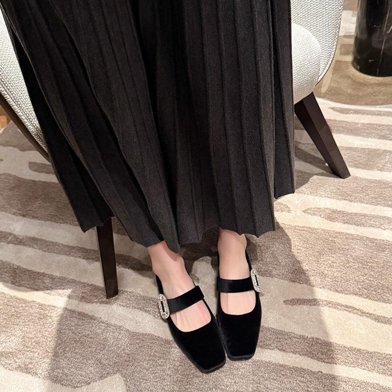 Fat mm women's single shoes retro square head Mary Jane women's shoes wide fat feet women's ladyshoes low heel large size women's shoes