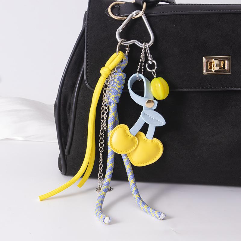 1 Pièce Mignon Amusant Résine Fruit Clé Chaîne Perle Série Cuir Cerise Pendentif Sac Accessoires Sac à Dos