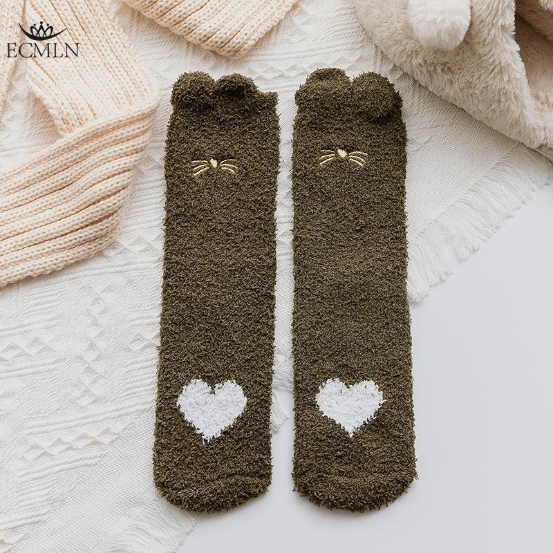 5 Pairs Thick Warm Mid-calf Socks for Womensmall Ear Flaps Socks for Home Autumn/Winter Coral Fleece Socks