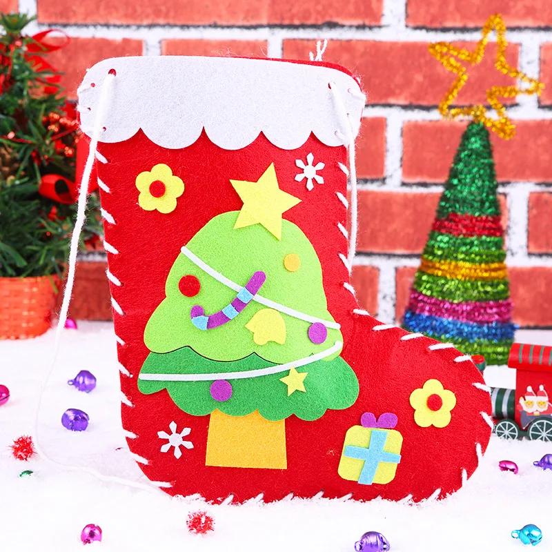 Children DIY Christmas Material Bag Playthings Kindergarten Creative Educational Handmade Cartoon Xmas Sock Cap Craft Kit Plaything for Kids