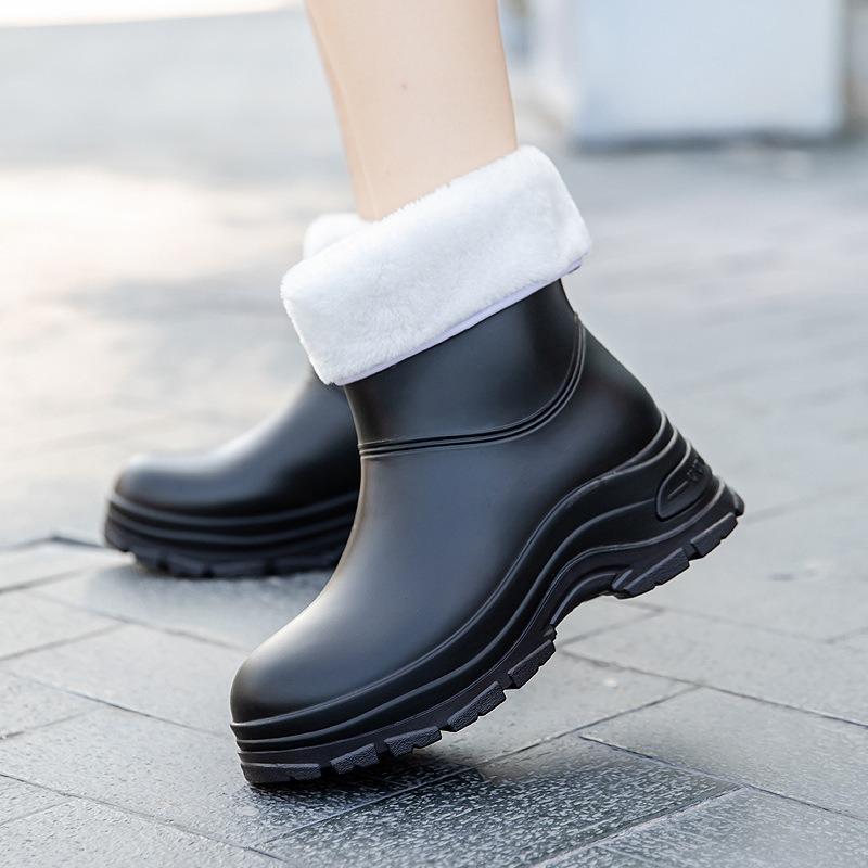 New Rain Shoes Women's Short Rubber Shoes Adult Non-slip Water Boots Thick-soled Water Shoes Fleece Short Thickened Rain Boots Women