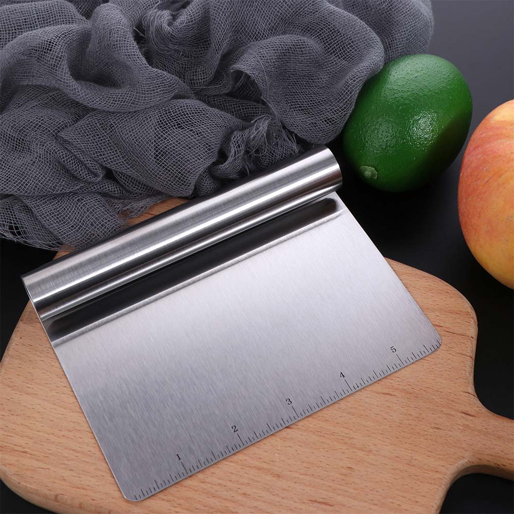 Curled Edge Dough Cutter Graduated Pizza Scraper Baking Tool Bench Scraper  Rice Noodle Rolls