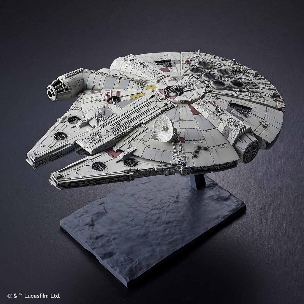 BANDAI SPIRITS Star Wars Millennium Falcon (Star Wars: The Rise of Skywalker) 1/144 Scale Pre-Colored Plastic Model