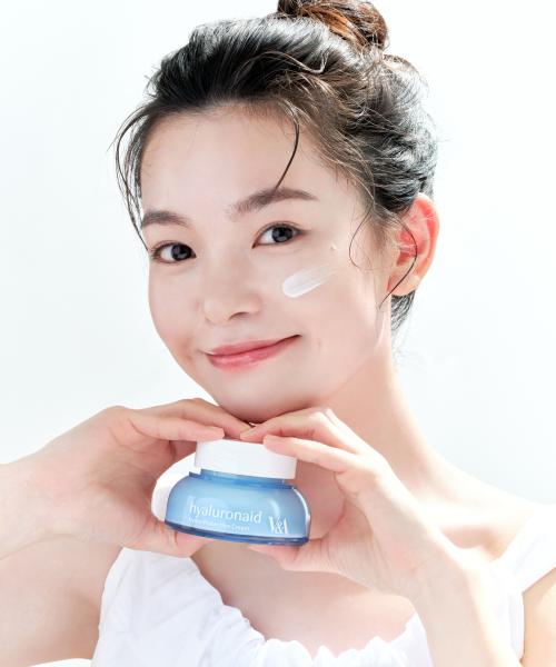 V&A Beauty 168-Hour Cooling Hydro Protection Cream 100ml (+3-Day Sample)