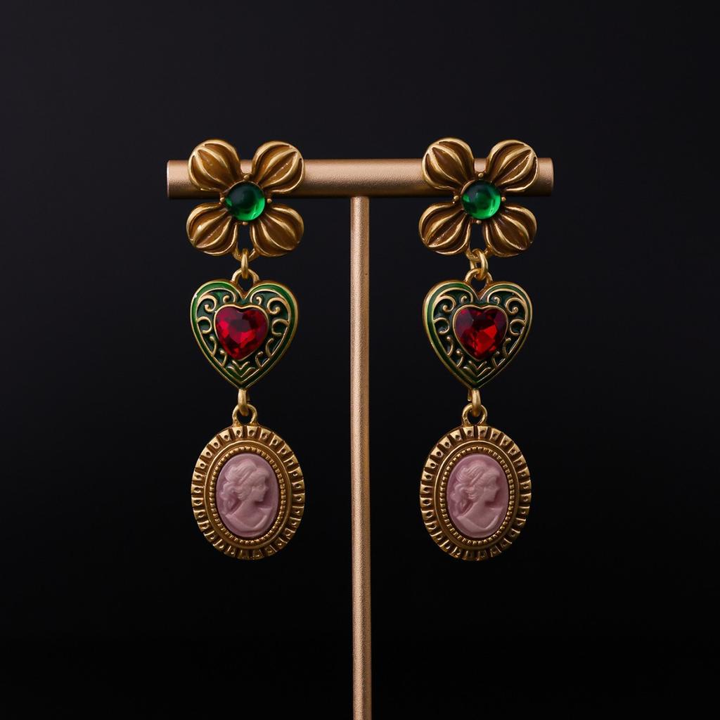Medieval Flower Old Necklace Personalized Retro Jewelry Set Vintage Court Love Portrait Versatile Earrings