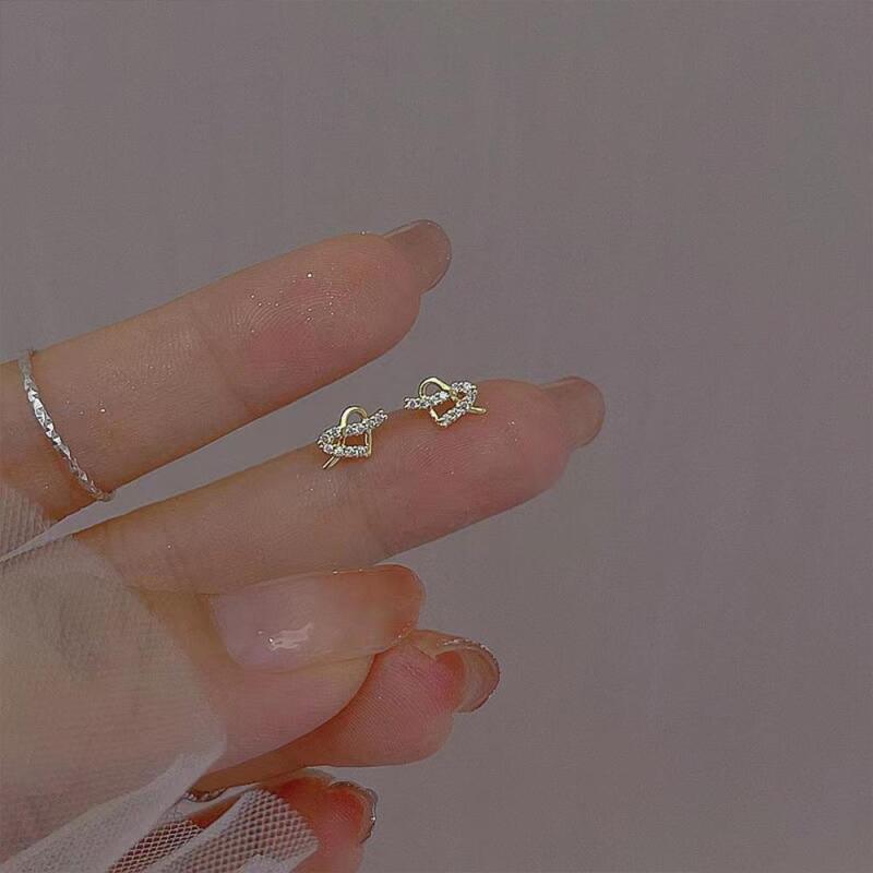 

Yanned Knot Mini Women s Silver Heart-Shaped Gold Earrings gold