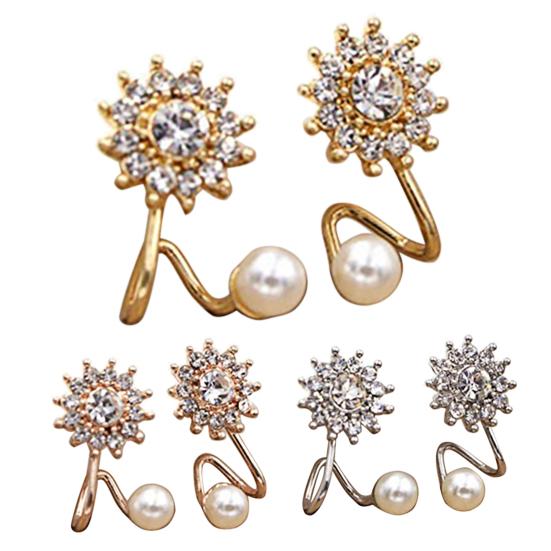 1 Pair Stud Earring Fine Workmanship Elegant Lightweight Snowflake Charm Earrings Ear Stud for Dating