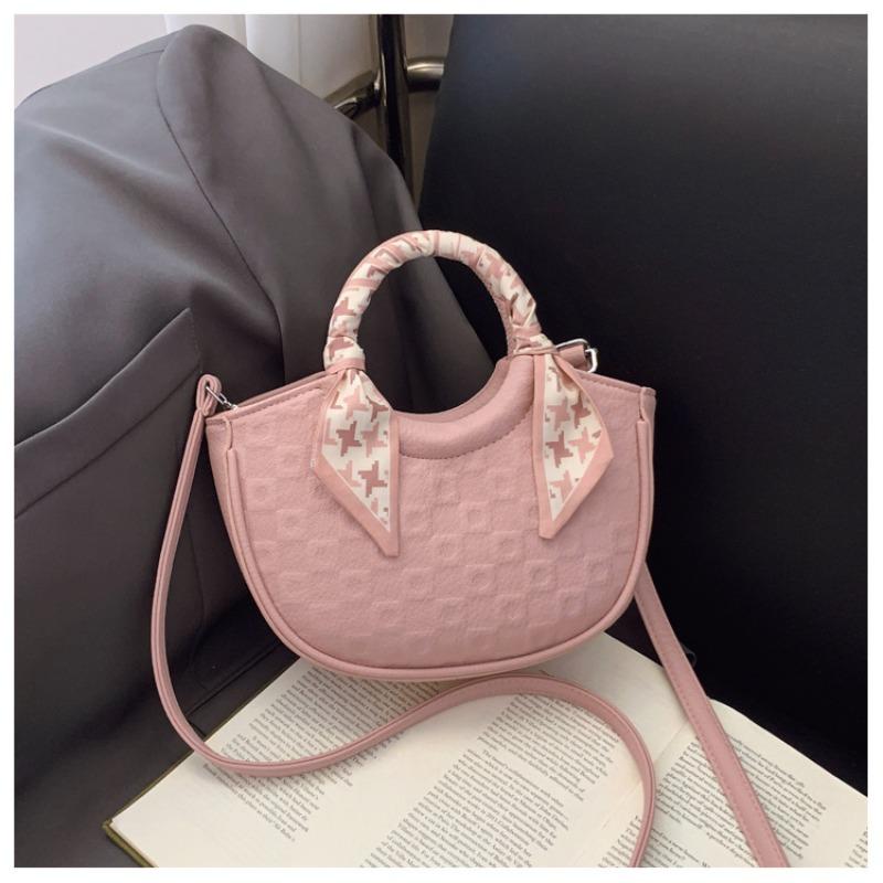 Summer new niche crescent moon handbag women's fashion versatile trend high-grade texture shoulder messenger bag