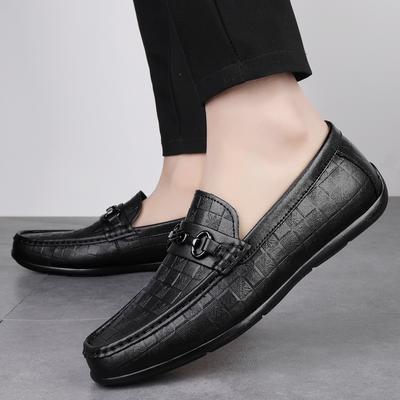 Moda Nuovi Mocassini Uomo Vera Pelle Slip-on Classiche Scarpe in Pelle Suola Morbida Comodo Mocassino Scarpe Casual Designer Scarpe Uomo