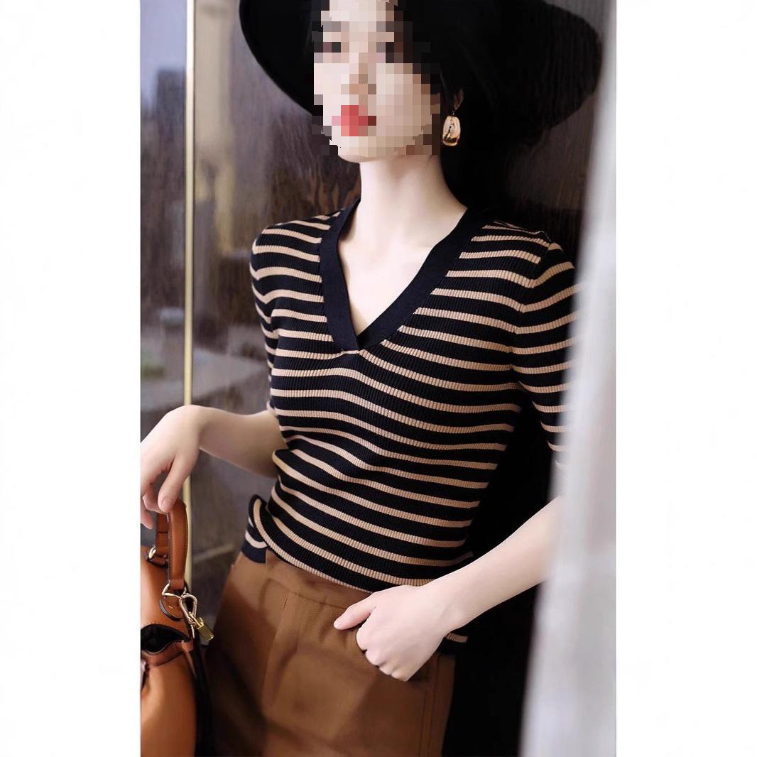 

2025 Spring Women s V-Neck Striped Pullover T-Shirt with Half Sleeves Large