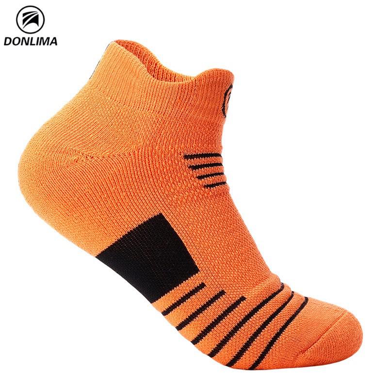

Elite Men s Mid-Calf Basketball Socks - Extra Thick Terry Bottom for Running and Sports