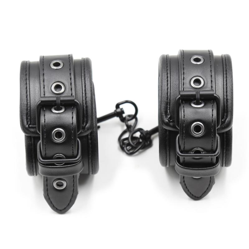 Soft Leather Handcuffs For Sex Toys For Woman Couples Metal Hole Hang Buckle Link Bdsm Bondage Restraints Exotic Accessories