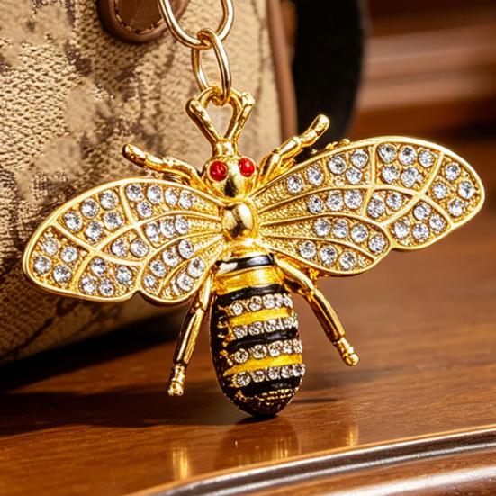 Keychain Pendant Zinc Alloy Rhinestones Bee Shape Key Chain with Lobster Clasp Easy to Hang Key Holder Backpack Car Accessory