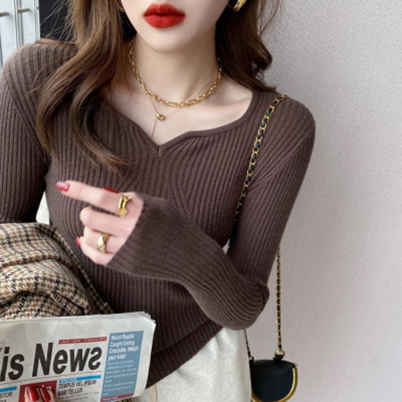 

Autumn Winter Fashion Long Sleeved Pullover Sweater Women V Neck Loose Casual Bottoming Shirt 2025 Inner Knitted V-neck Top Solid Clothing One Size темно-коричневого кольору