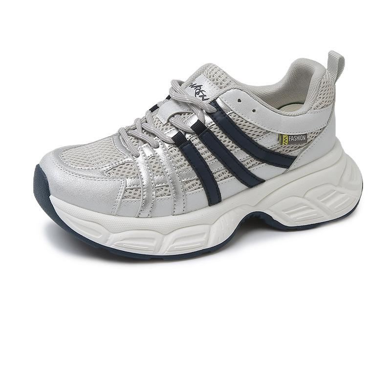 

Sneakers women s spring 2025 new trendy fashion small thick sole light and comfortable casual sneakers women 40