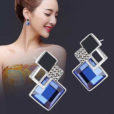 Korean Style Rhombic Rhinestone Earrings for Women Hypoallergenic Alloy 3.2cm Drop