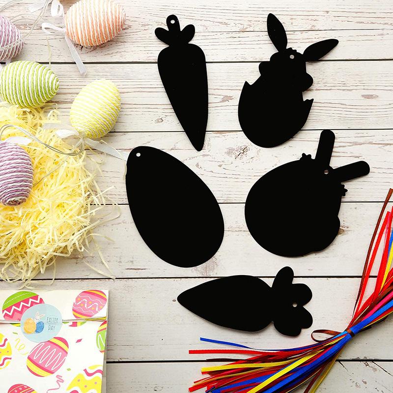 DIY Christmas Scratch Art Paper for Children's Holiday Party