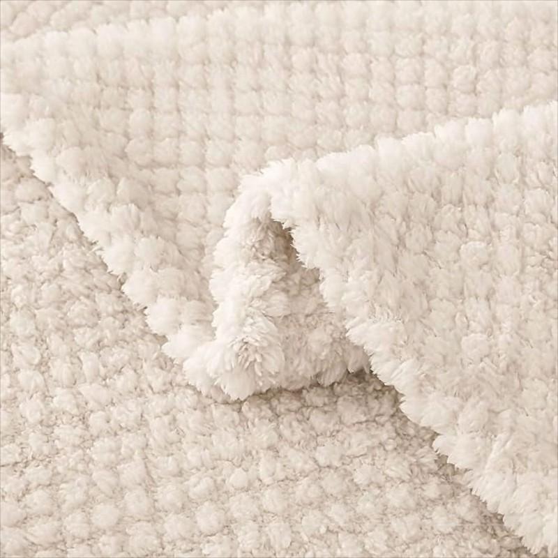 Soft Fleece Throw Blanket Sofa Bed Office Nap Lightweight Warm All Season Use