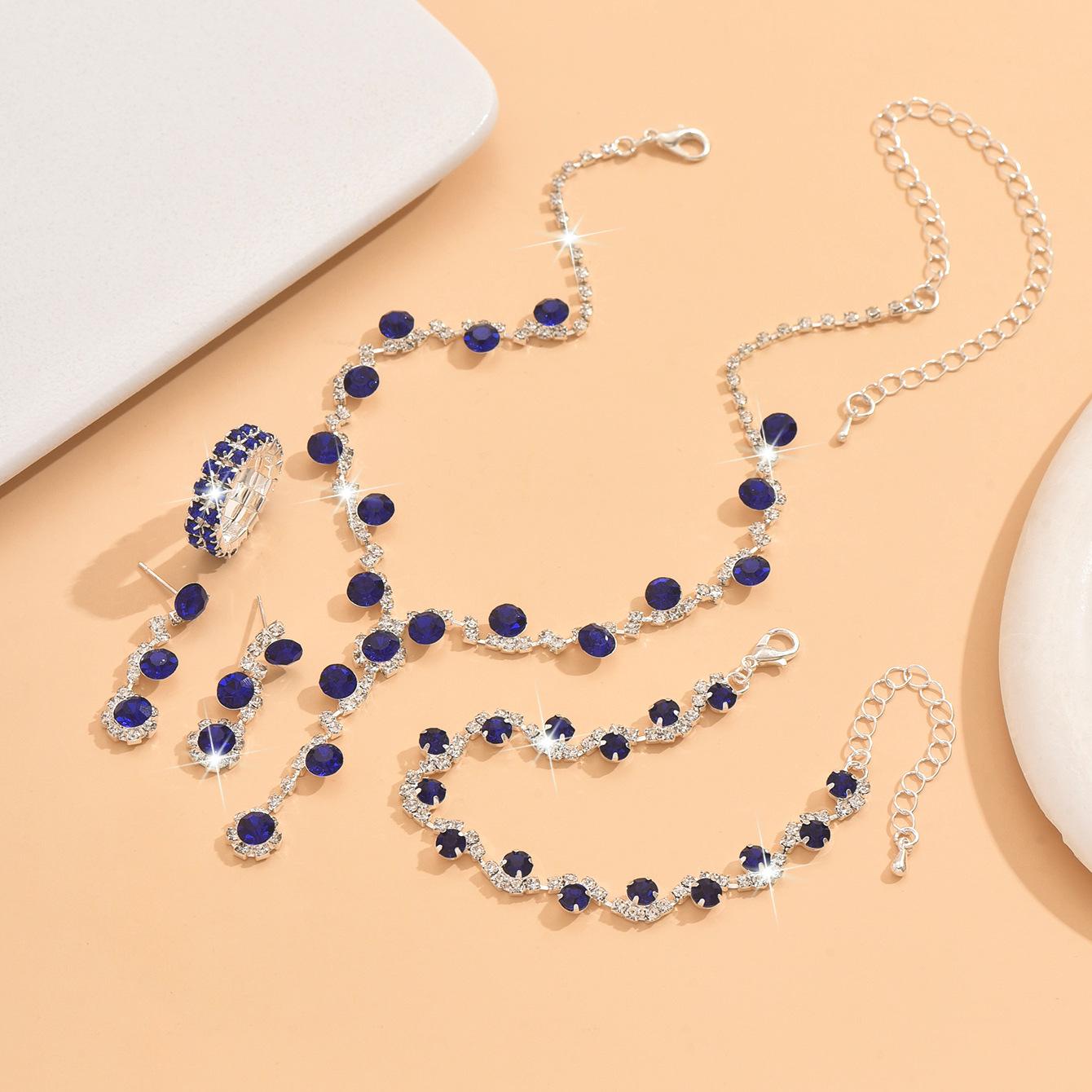 

Новый сверкающий бриллиантовый женский ювелирный набор: Ожерелье, серьги и браслет