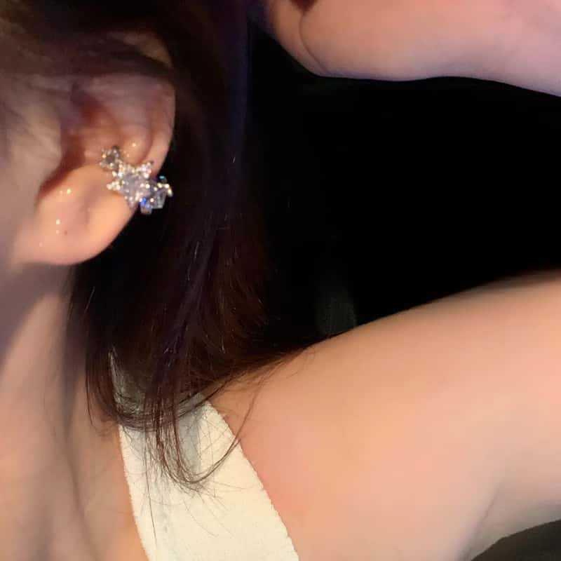 High-End Rhinestone Star Ear Clips for Women – Versatile, Elegant, No Piercings Needed
