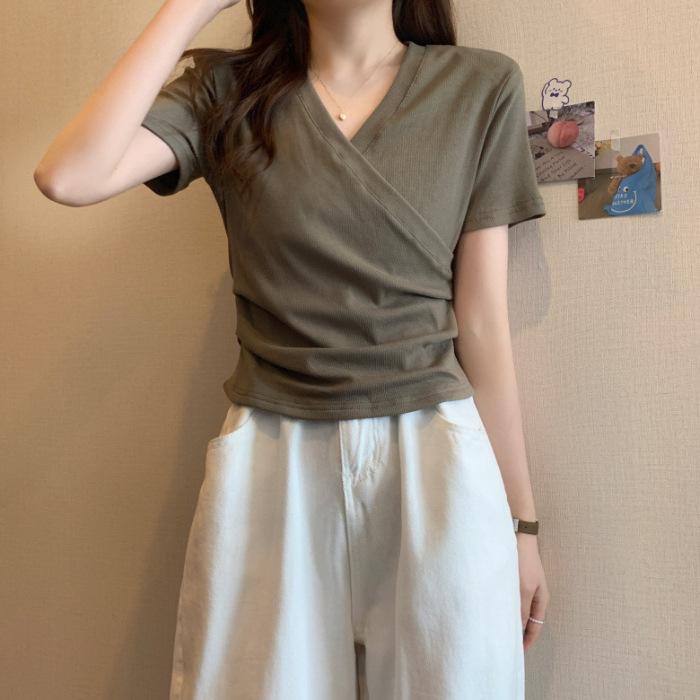 

Milk silk, cross v-neck short-sleeved t-shirt for women s summer slim-fitting and thin short models 2XL зеленого кольору хакі