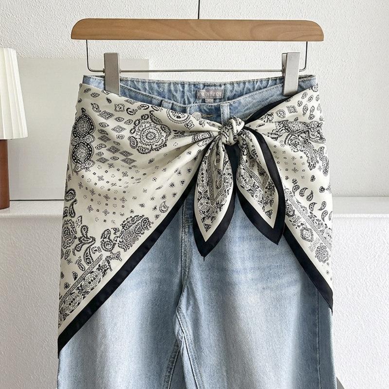 Spring and autumn green atmosphere floral triangle scarf girl versatile headscarf silk scarf small scarf shawl decorative fart curtain