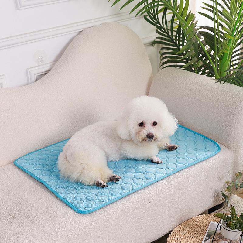 Pet Ice Silk Cooling Pad: Universal Incontinence Mat for Dogs and Cats