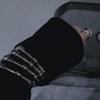 Trendiges Dunkles Totenkopf-Klaue Damen Verstellbares Armband