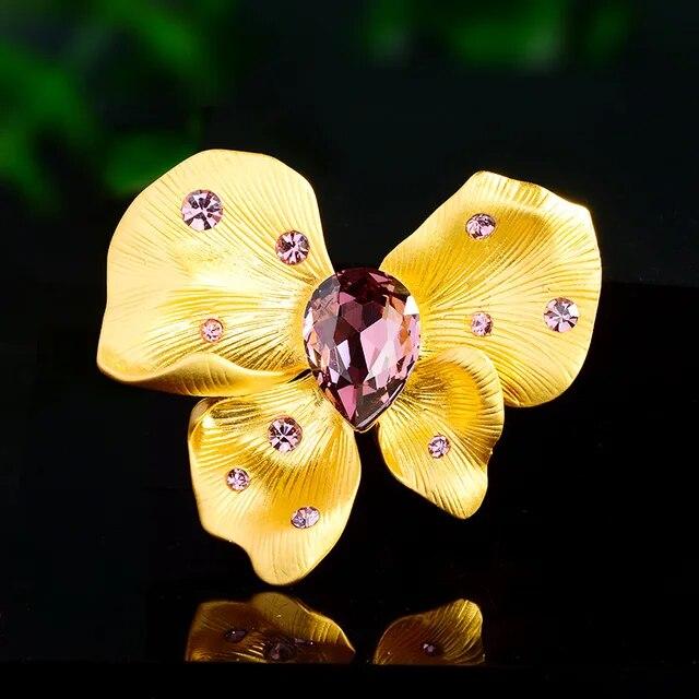 Retro Velký motýl Vysoce kvalitní slitina Brože z imitace křišťálu pro ženy Muži Přehnaná živůtka Coat Pin Příslušenství Šperky