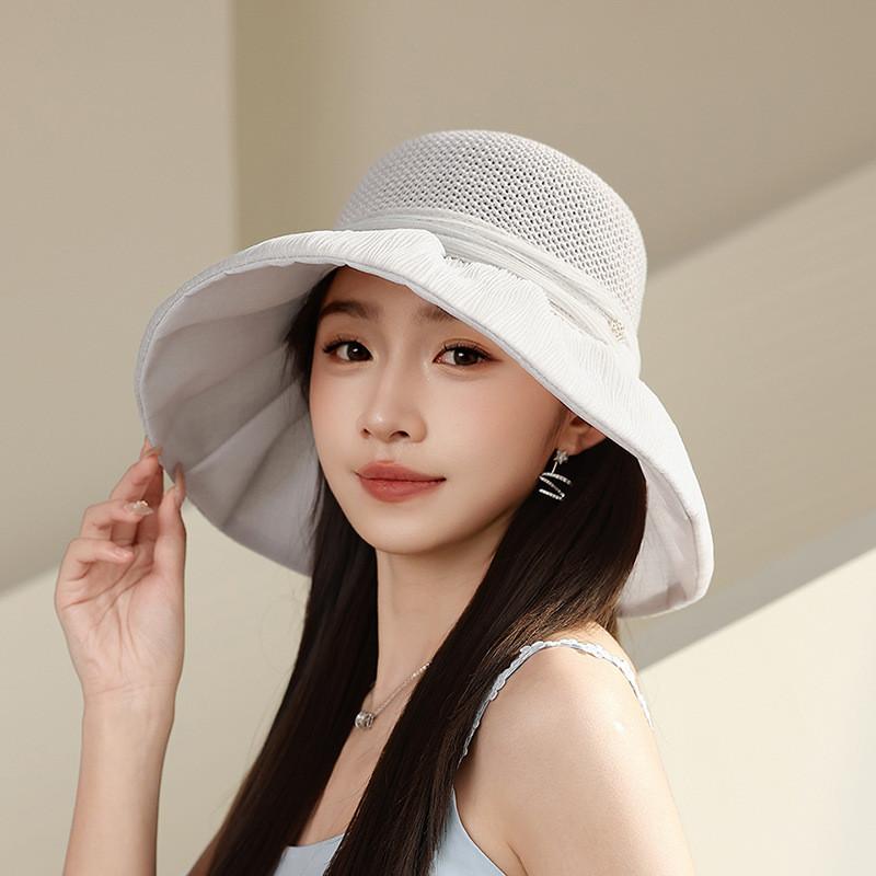 Summer Wide Brim Sun Hat For Women With Breathable Polyester Material And Adjustable Fit