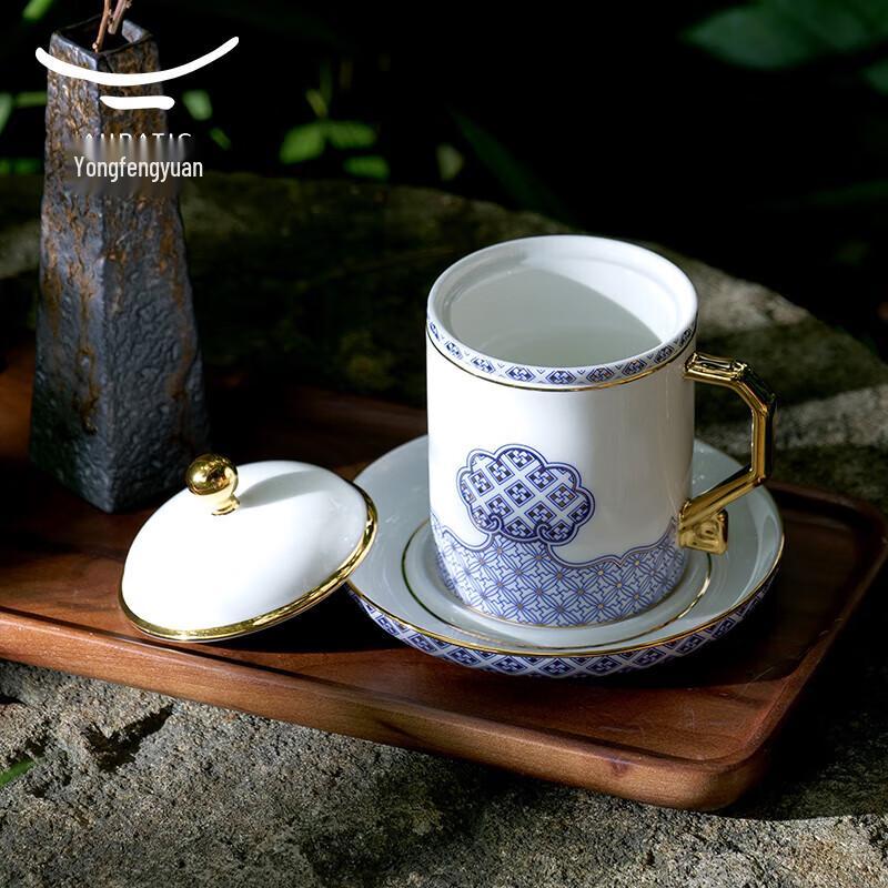 Yongfengyuan Herr. Porzellan 'Frieden und Wohlstand' Vergoldetes Tassenset