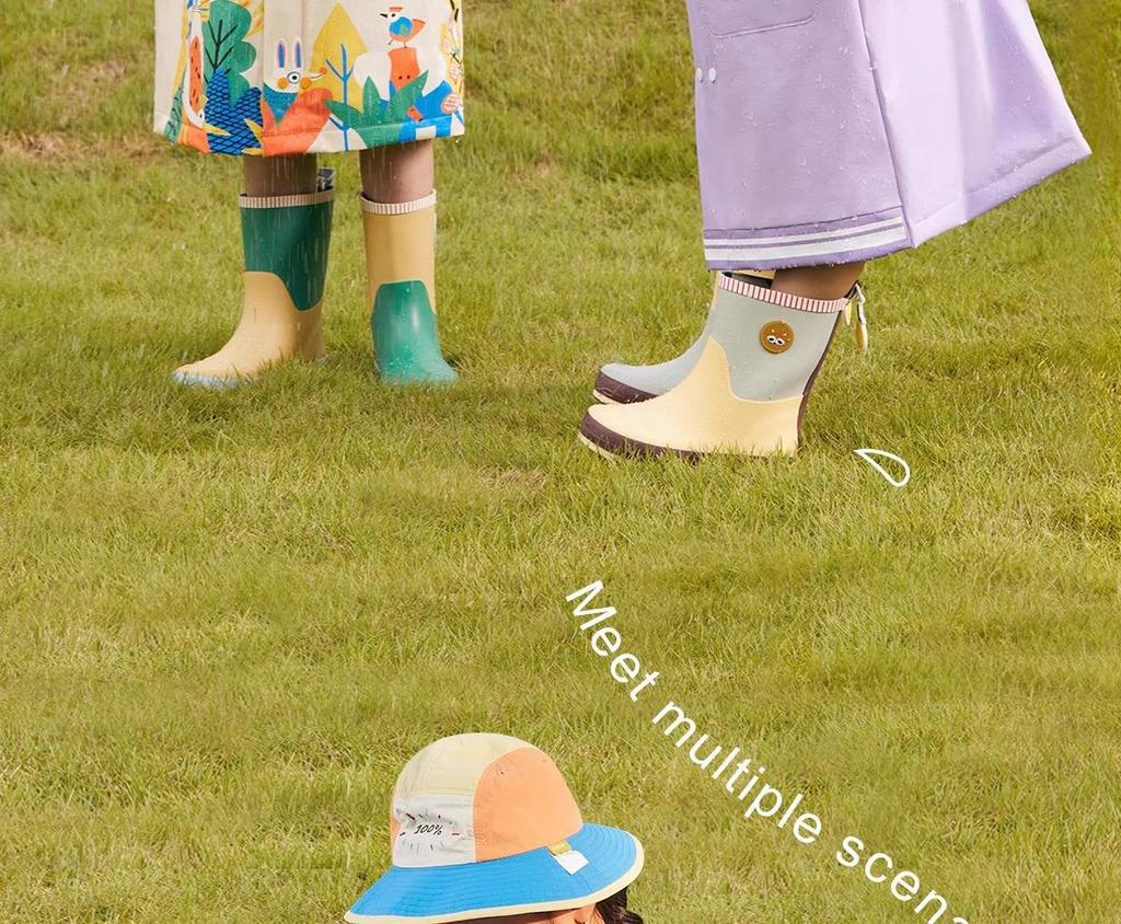 Nagy Gyermek Esőkabát Lányoknak és Fiúknak, 8 éves, Egyrészes Poncsó Hátizsákhellyel, Iskolahasználatra, Esőálló.