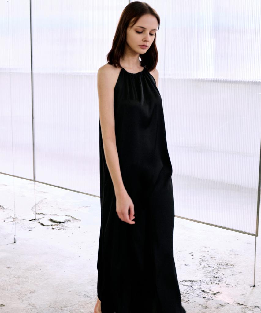 Rank 5 [Nelli] Satin One-Piece [Nelli] Satin Halterneck Dress_Black