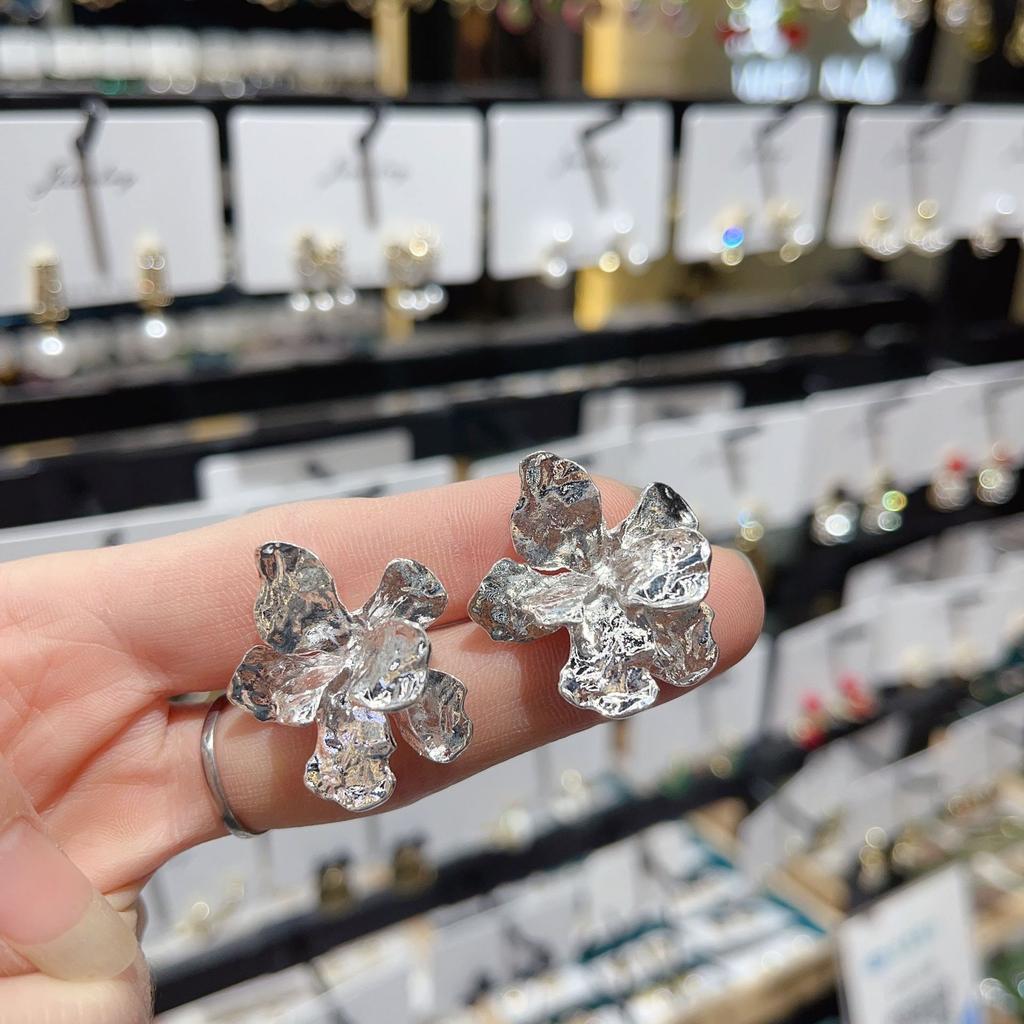 Irregularity Metal Flower Ear Stud for Women Fashion Party Jewelry Gift Accessories