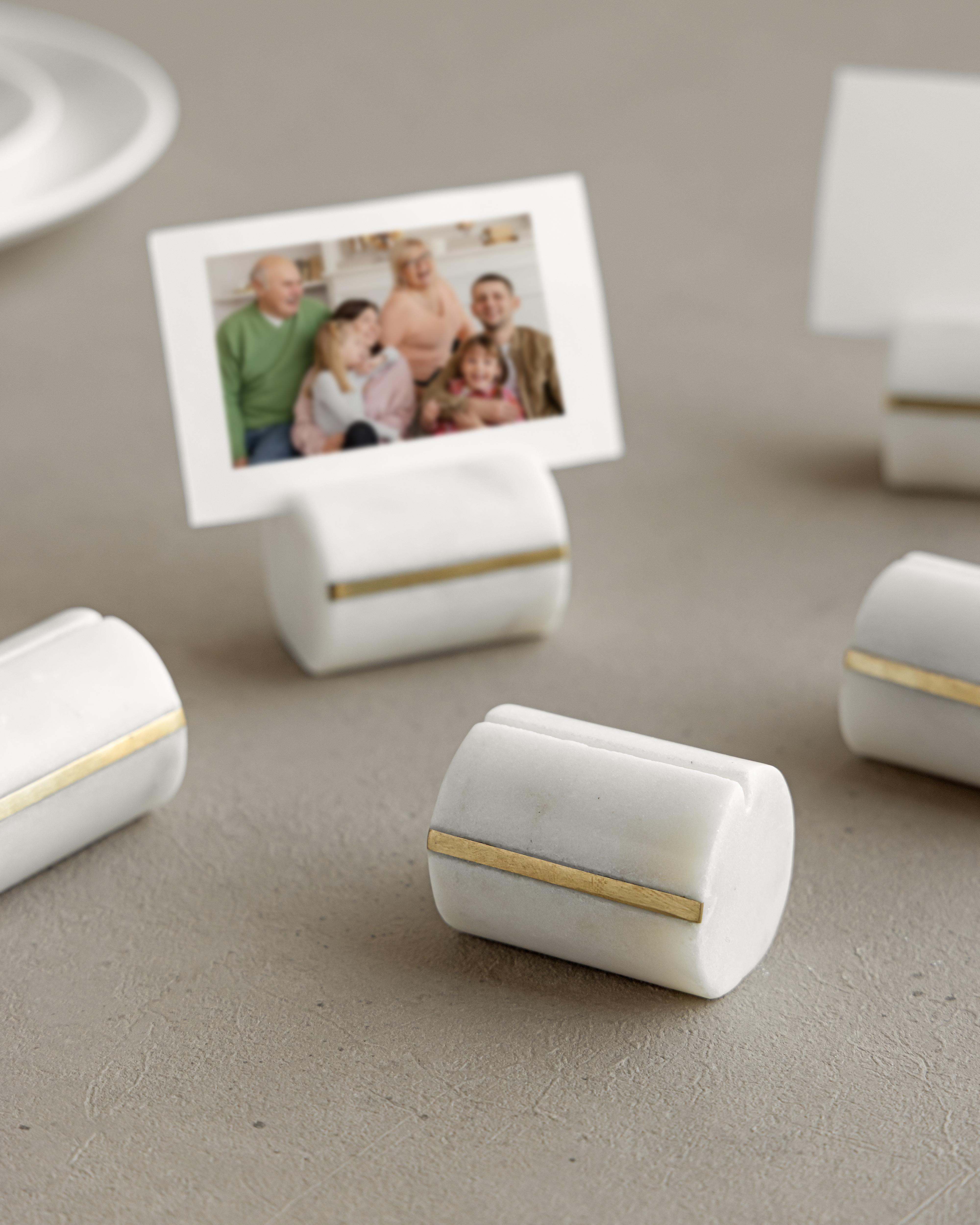 

Marble Place Card Holders: Brass Inlay Table Decor белый