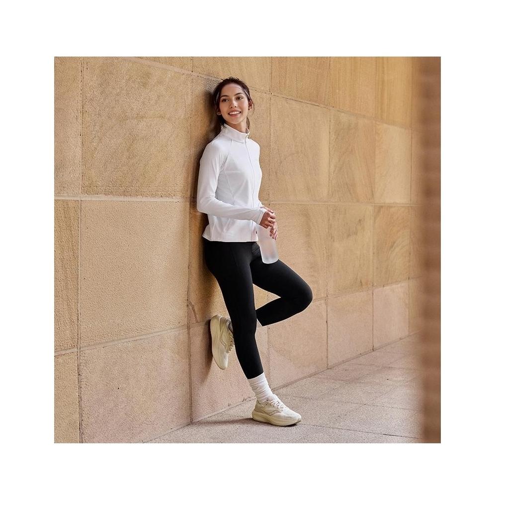 Saucony Surge 3 Versatile Comfortable Fabric Shock Absorbing Breathable Lightweight Low Top Casual Running Shoes Women sneaker Beige S18215-2