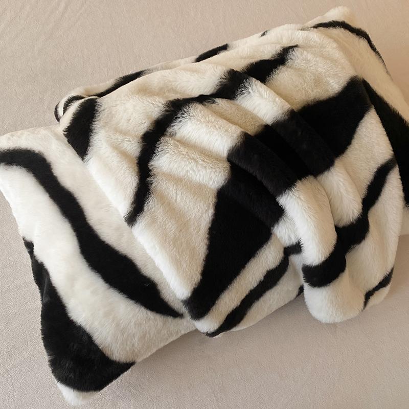 4Pcs Thickened Winter Faux Rabbit Milk Velvet Zebra Print Bedding Set Short Plush Soft Warm Duvet Cover Set Bed Sheet Pillowcase