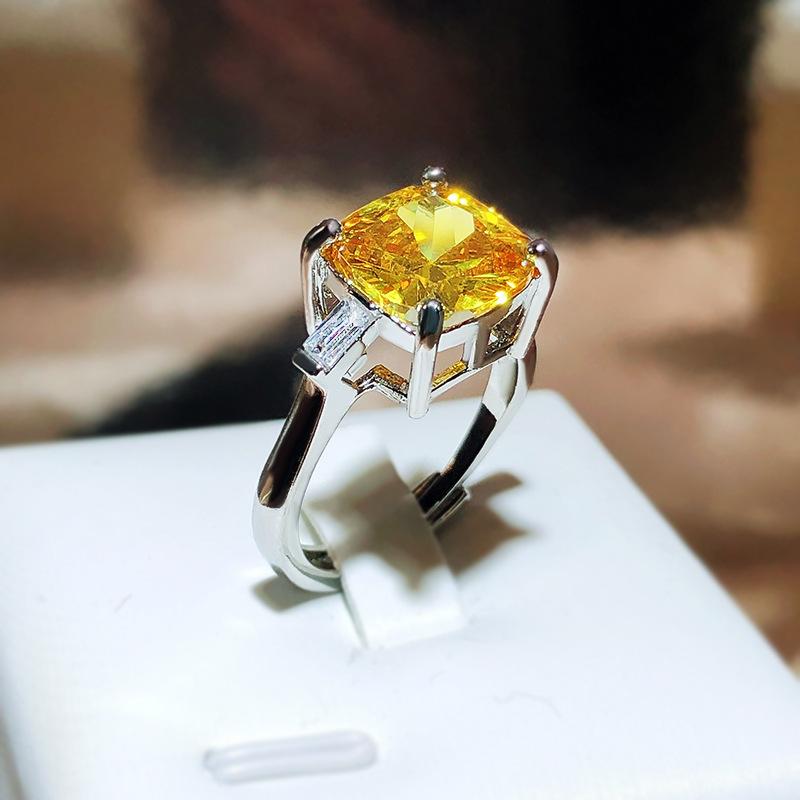 Super Flash Ice Cut Yellow Diamond Open Ring Female  copper Luxury Simulation Zircon Princess Square Diamond Engagement Ring