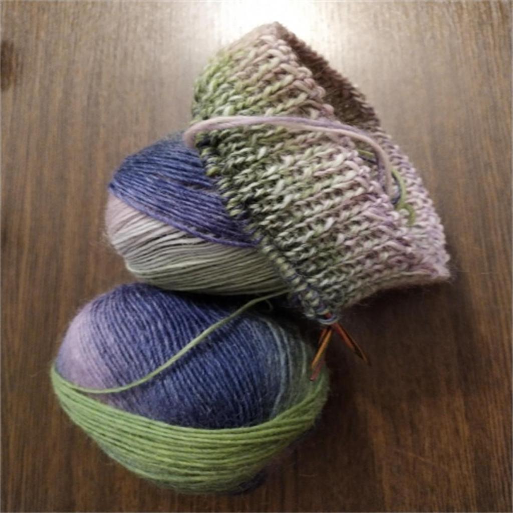 6pcs 300g Amigurumi Wool Yarn Knitting Crochet Yarn Bundle Vibrant DIY Wool Balls for Plush Toys Blankets Premium Craft Yarn Assortment