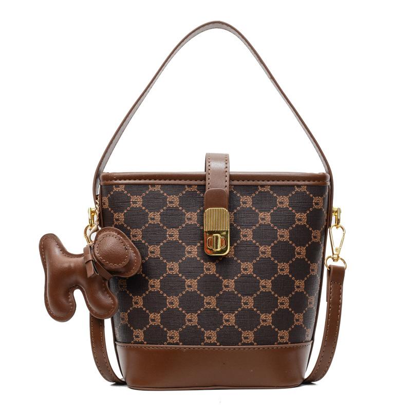 

Премиальная сумка с принтом, темпераментная сумка-ведро в иностранном стиле, универсальная сумка-мессенджер через плечо no pendant темно-коричневого