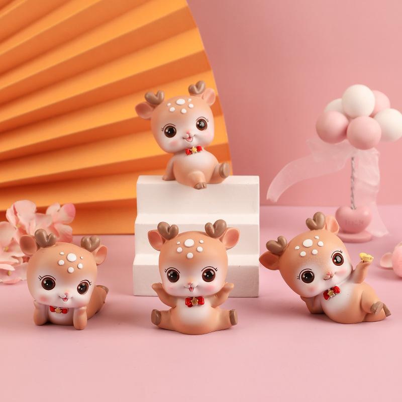 Cute Resin Deer Figurines with A Heart Full of Girlishness, Home Figurines, Student Gifts and Car Figurines