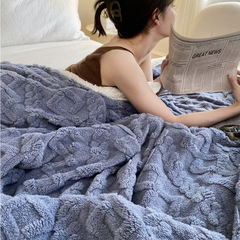 Lamb Fleece Blanket Winter Thickened Nap Office Shawl Air Conditioner Fleece Blanket Coral Fleece Sofa Blanket