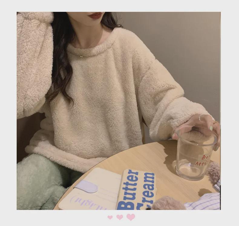 Women's Winter Plush Pajamas Set: Long-Sleeve, Solid Color, Thick Coral Fleece for Home or Outdoor Wear