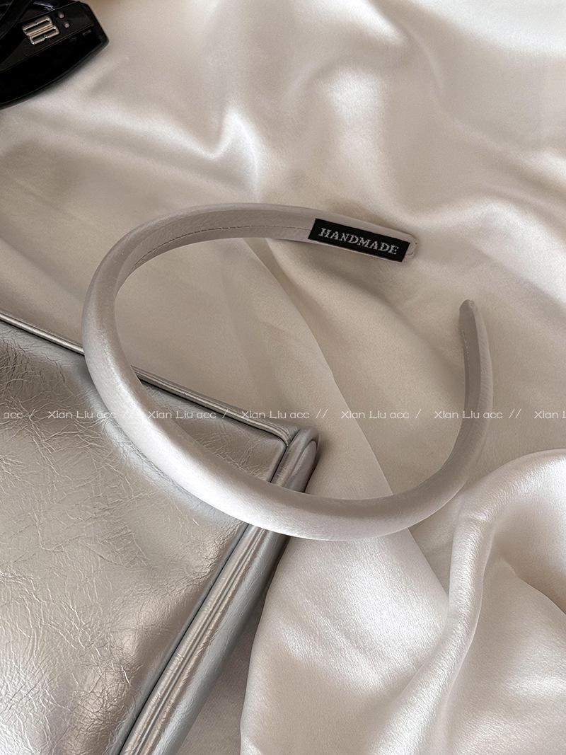 

2025 Satin Headband for Face Washing: Quality Fashion, Simple Hair Accessory