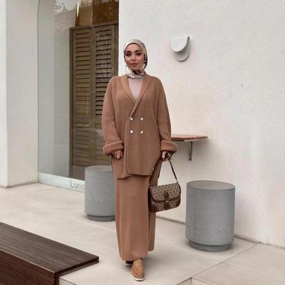 2025 Herbst Damen Zweireihiger Strickmantel & Hüftumschlingender Rock Set